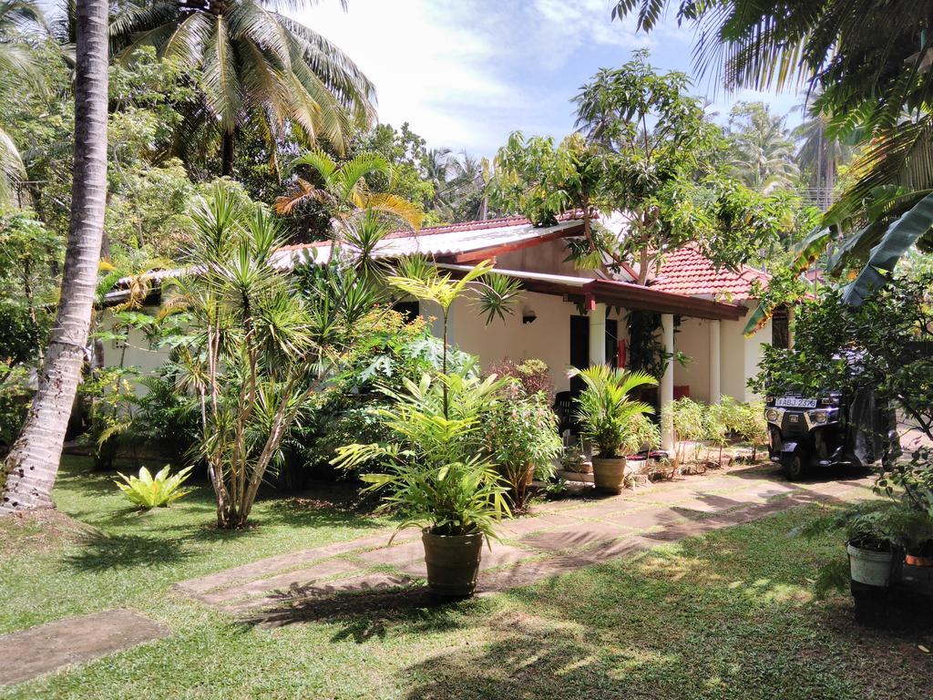 Bounty Villa Unawatuna Extérieur photo